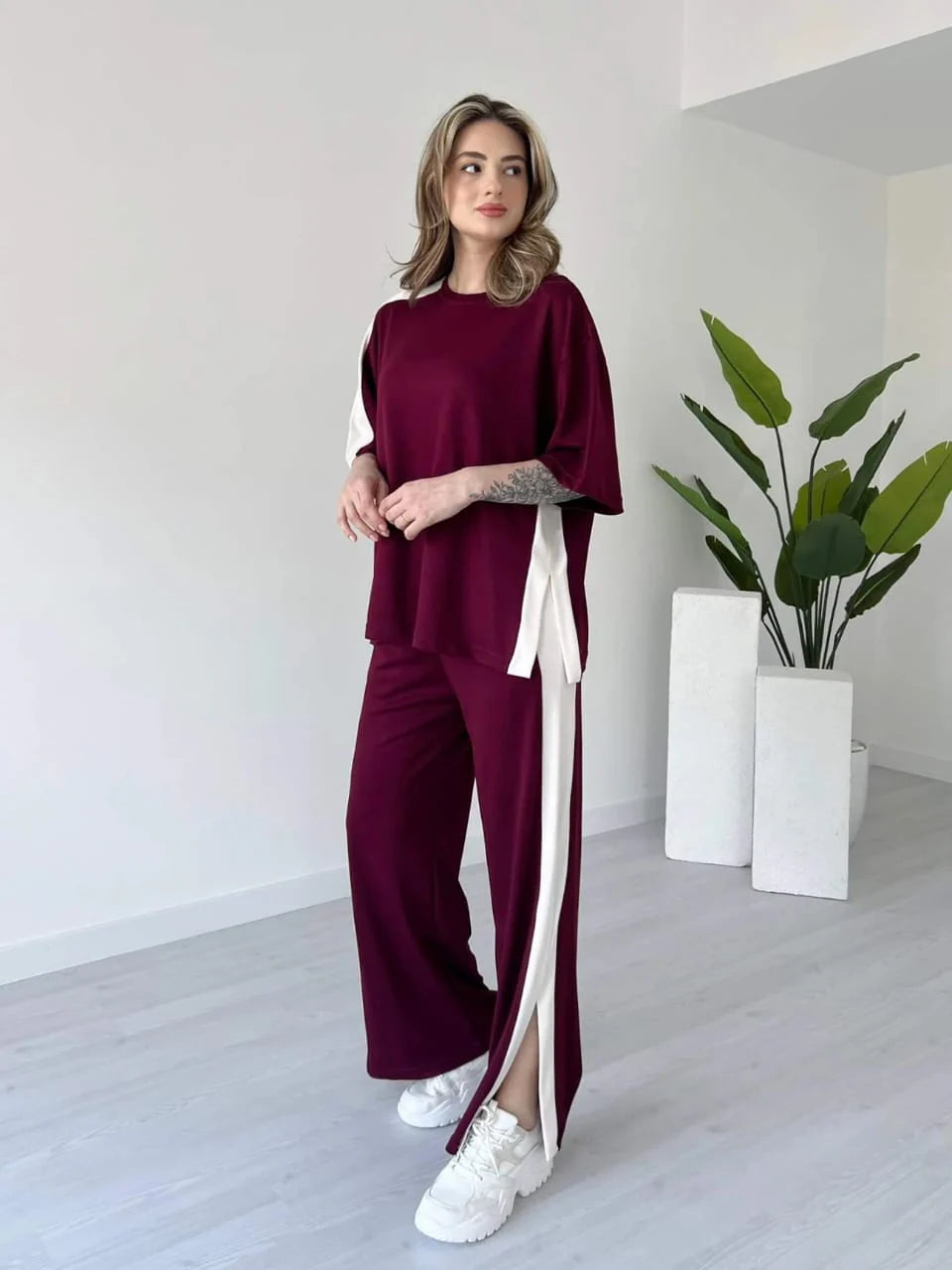 Modern Women’s Lounge Wear Set – Soft Fabric Two Piece Outfit