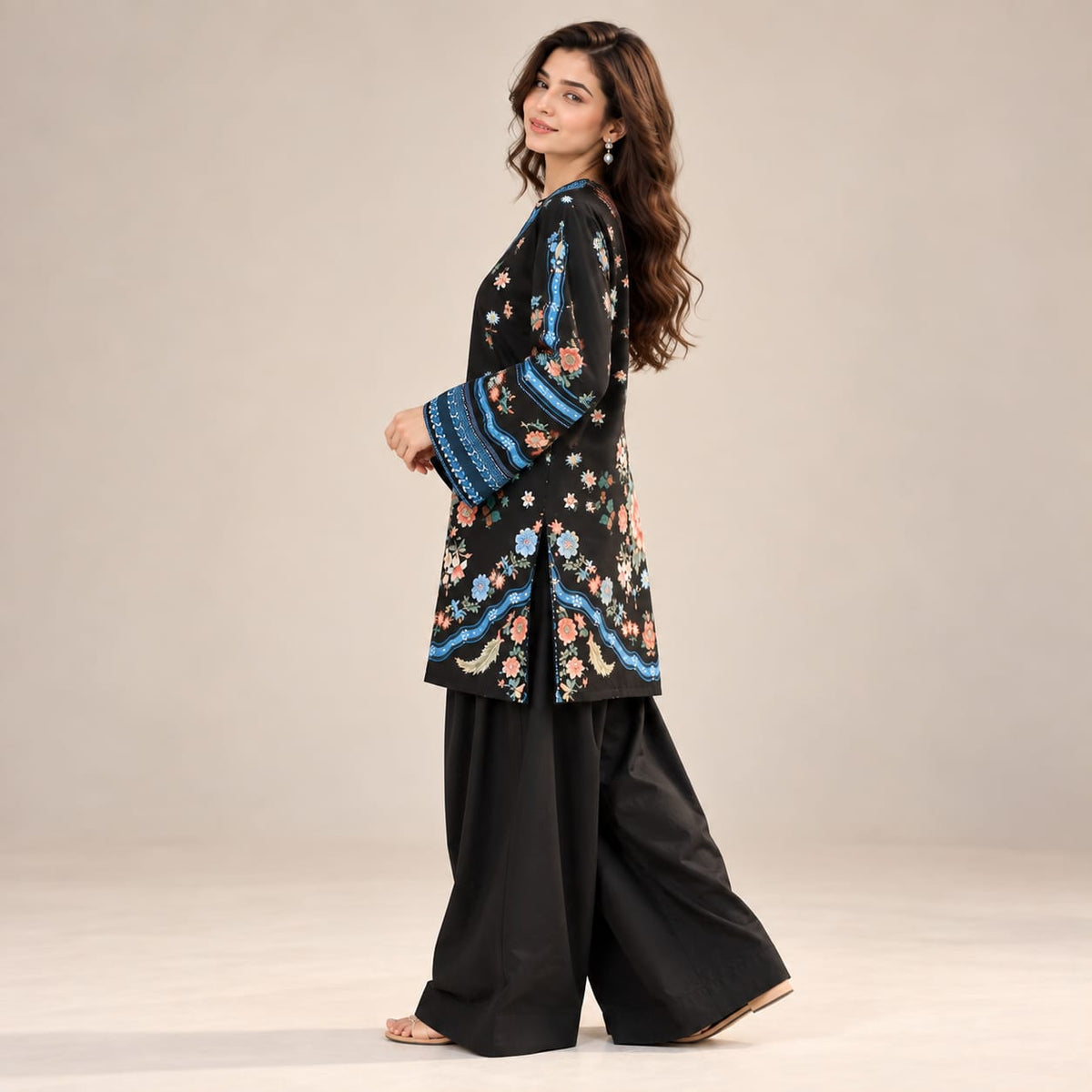 Gulnaar 2-Piece Farshi Shalwar Set