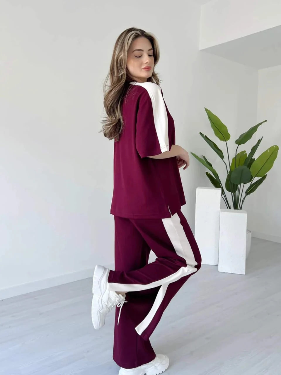 Modern Women’s Lounge Wear Set – Soft Fabric Two Piece Outfit