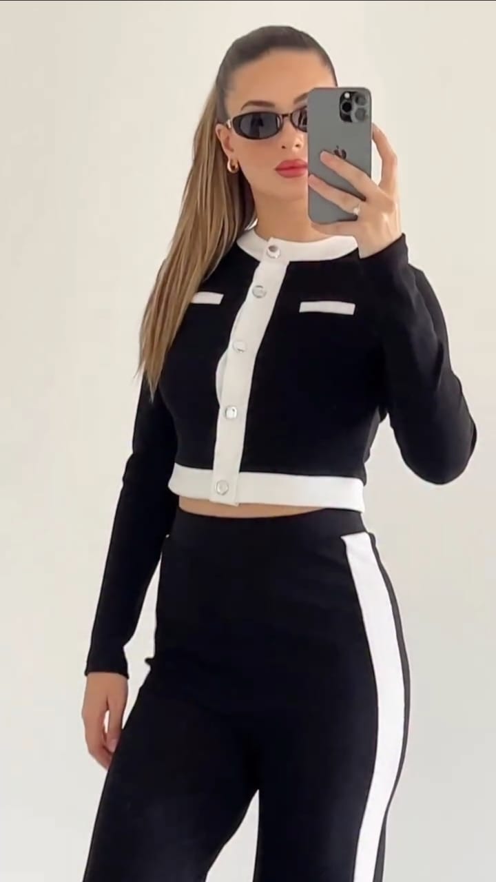 winter winde Buttion white strip Tack Suit