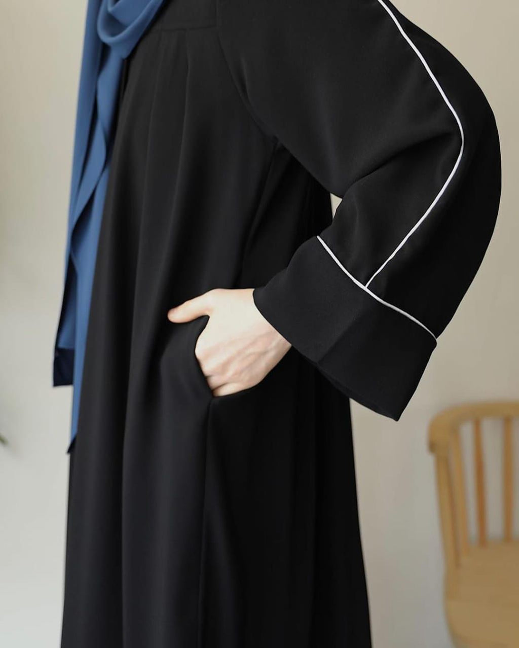 Trendy Abaya With Stoller