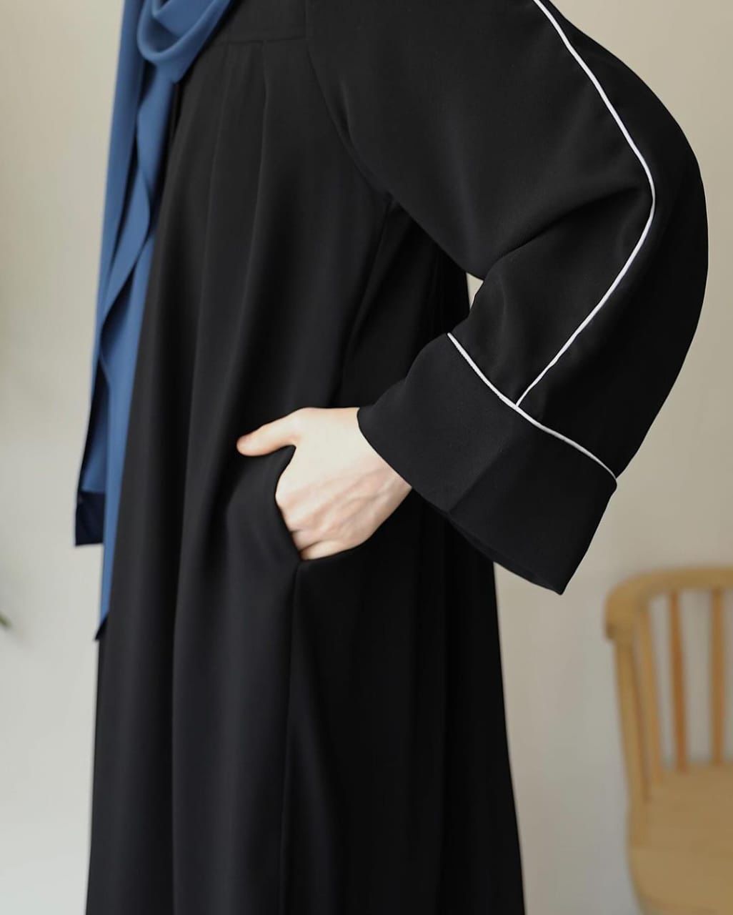 Trendy Abaya With Stoller