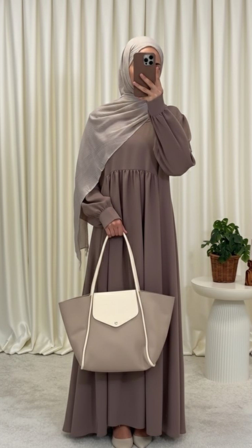 Velour Abaya