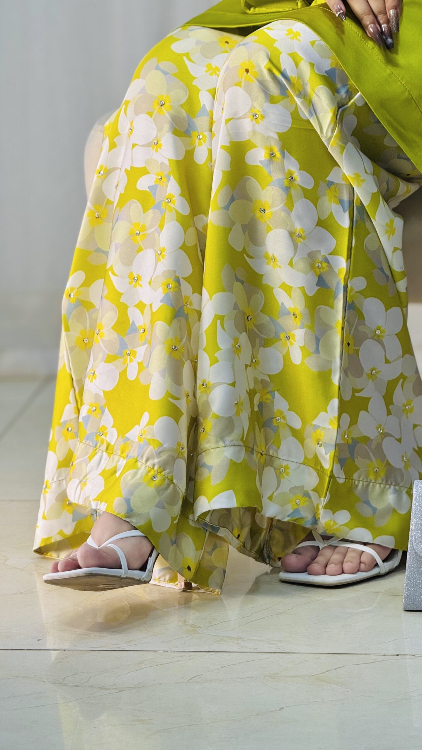 2-Piece – Effortless Elegance & Luxury Suit