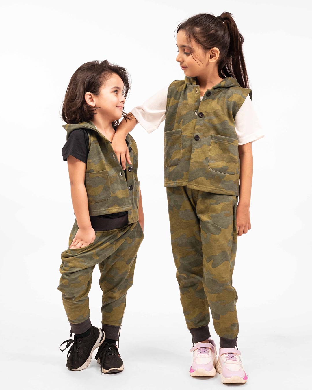 Kids Camo Co-Ord Set – Sleeveless Hoodie & Jogger Pants