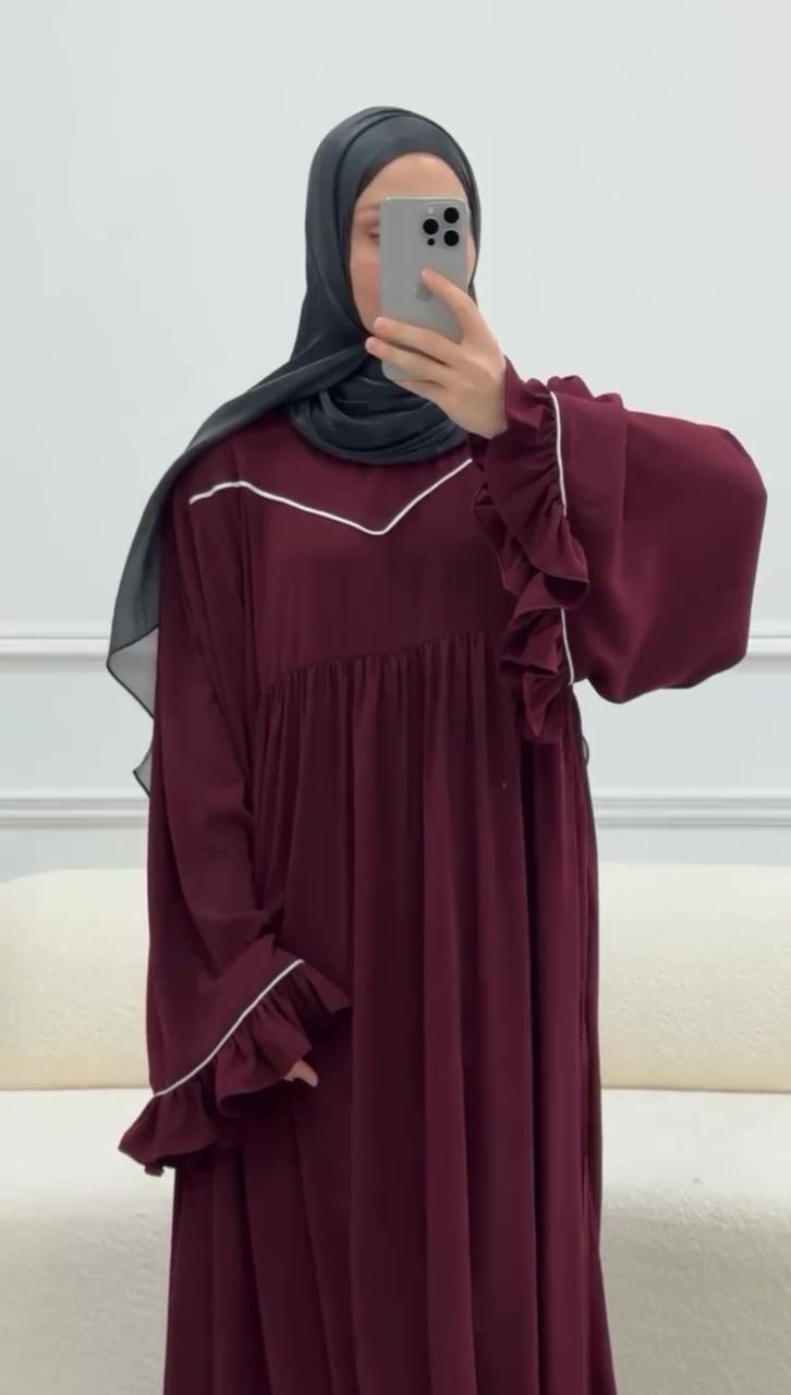 Ayse Flarey Abaya with stoller