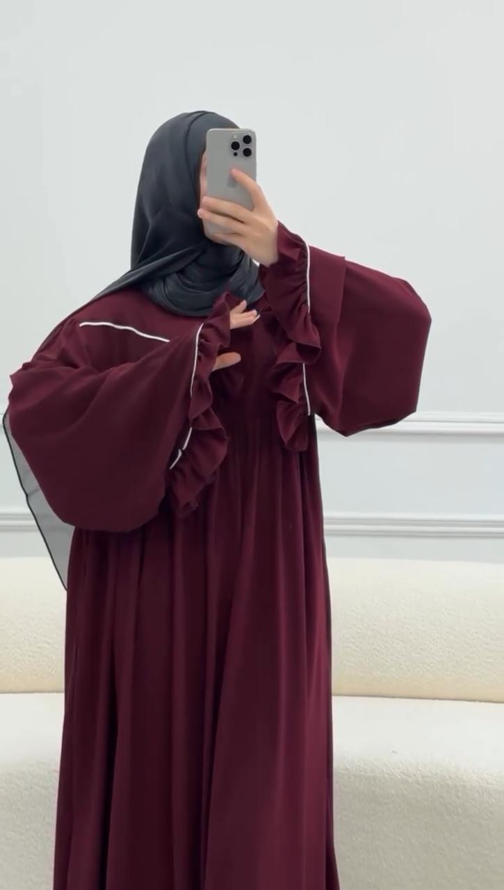Ayse Flarey Abaya with stoller