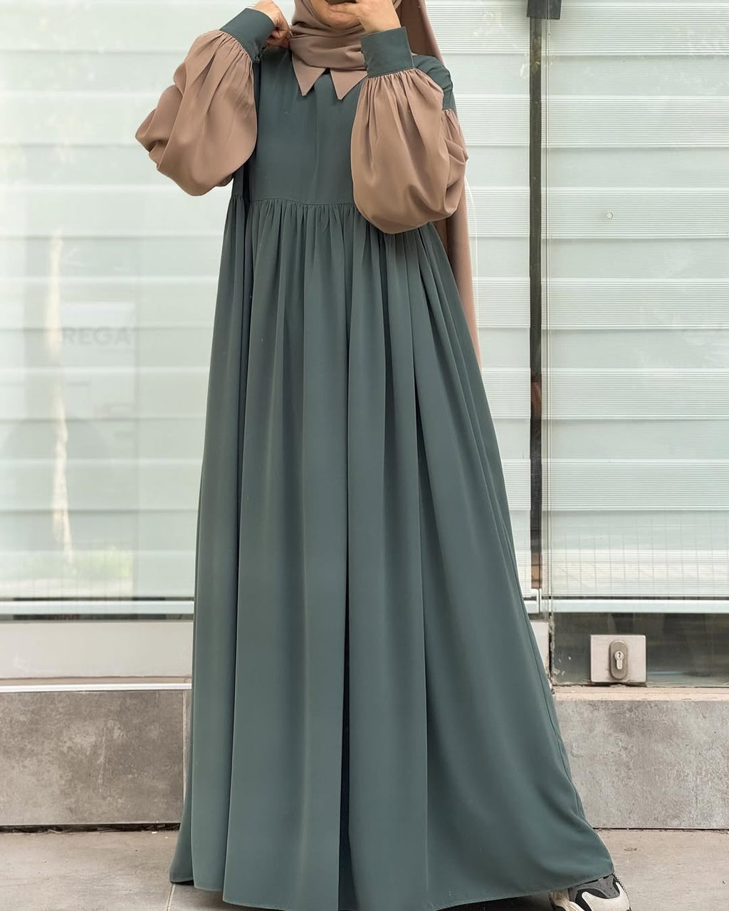 Collar Abaya Only – Premium Georgette | Elegant Daily Wear Abaya