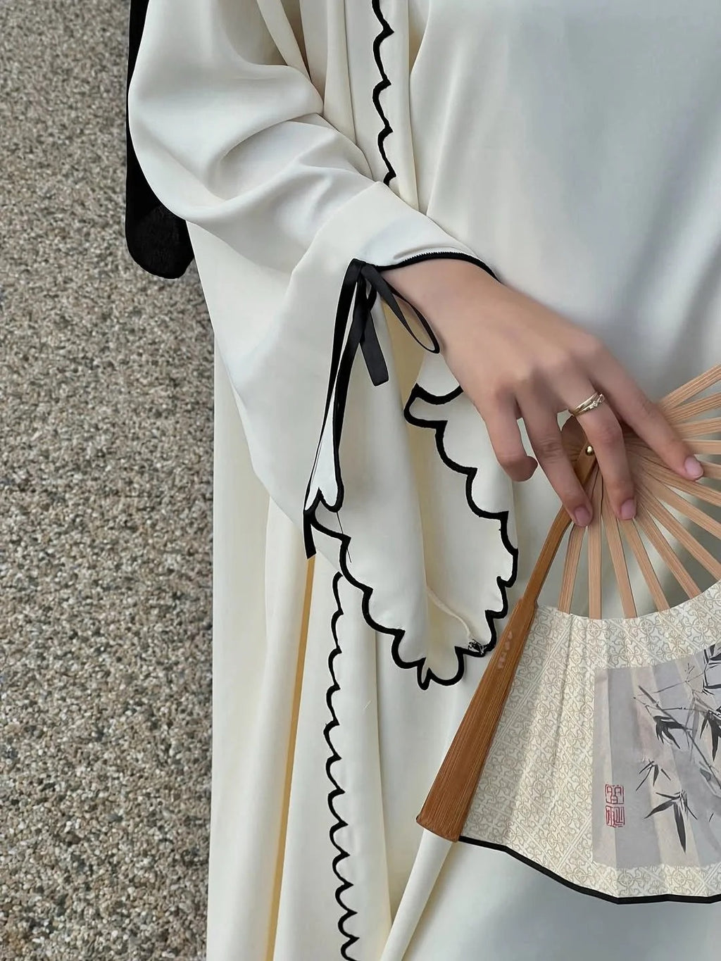 Luxury Abaya with Scallop Border & Bow Details