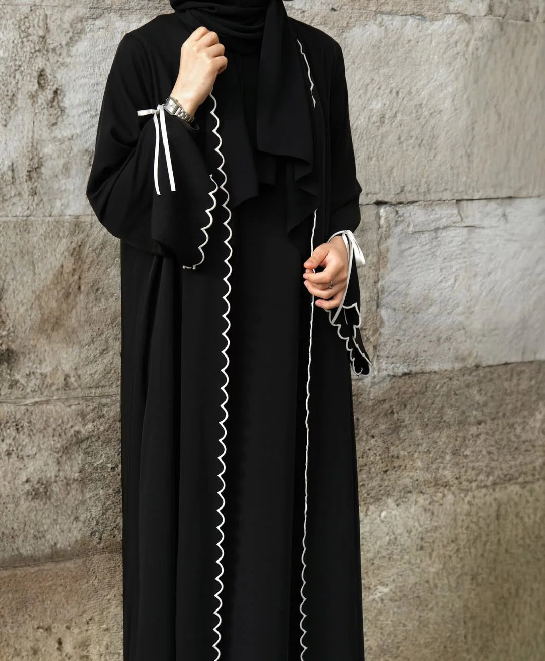Luxury Abaya with Scallop Border & Bow Details
