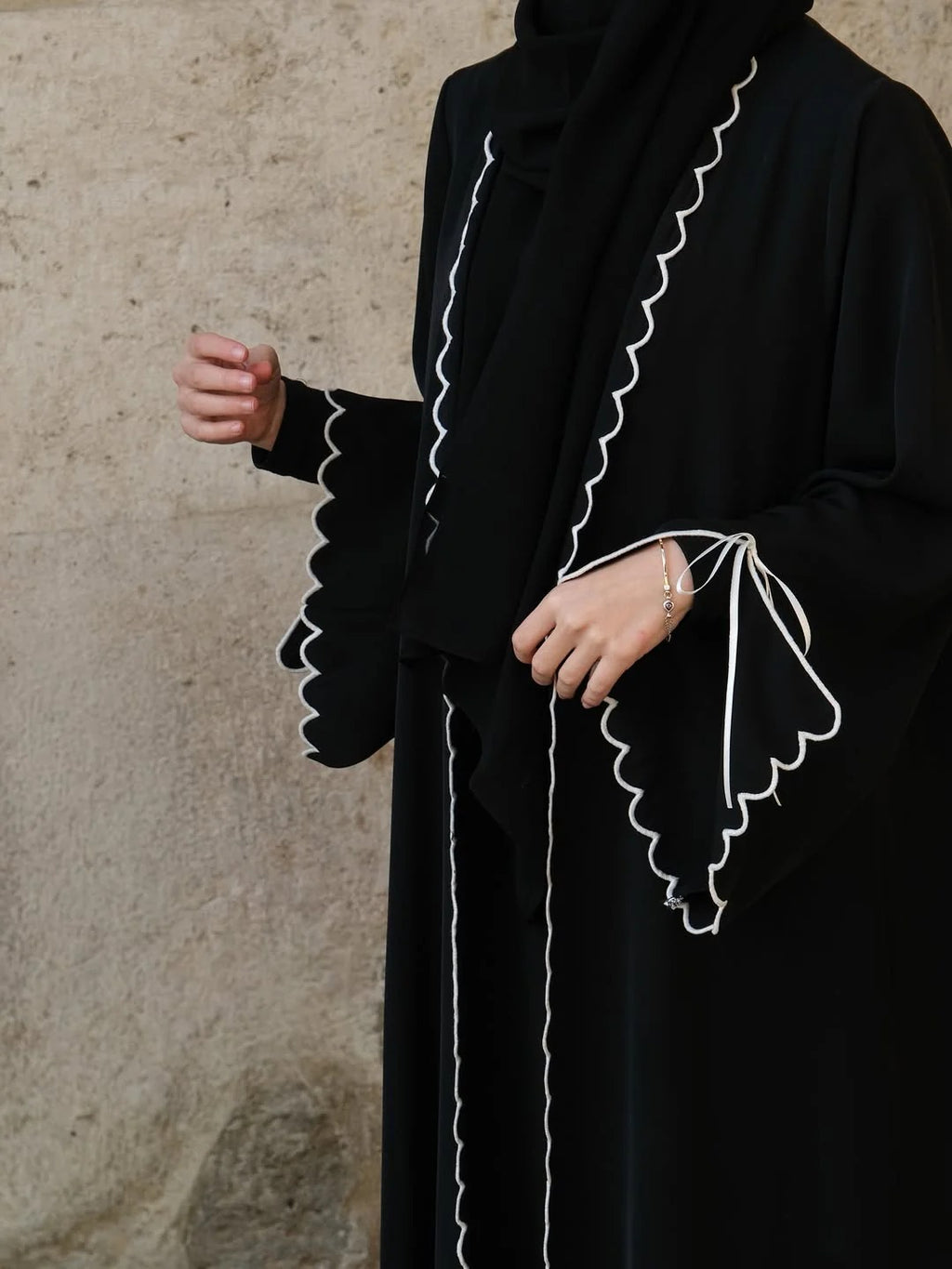 Luxury Abaya with Scallop Border & Bow Details