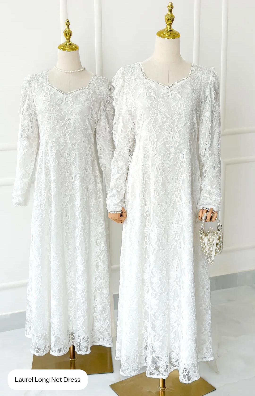 Elegant Floral Lace Full-Length Maxi Dress