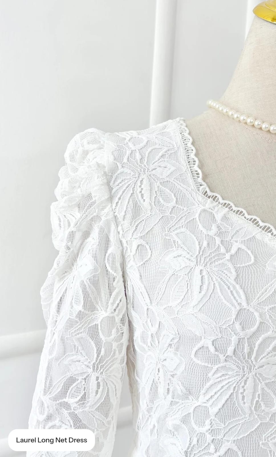 Elegant Floral Lace Full-Length Maxi Dress