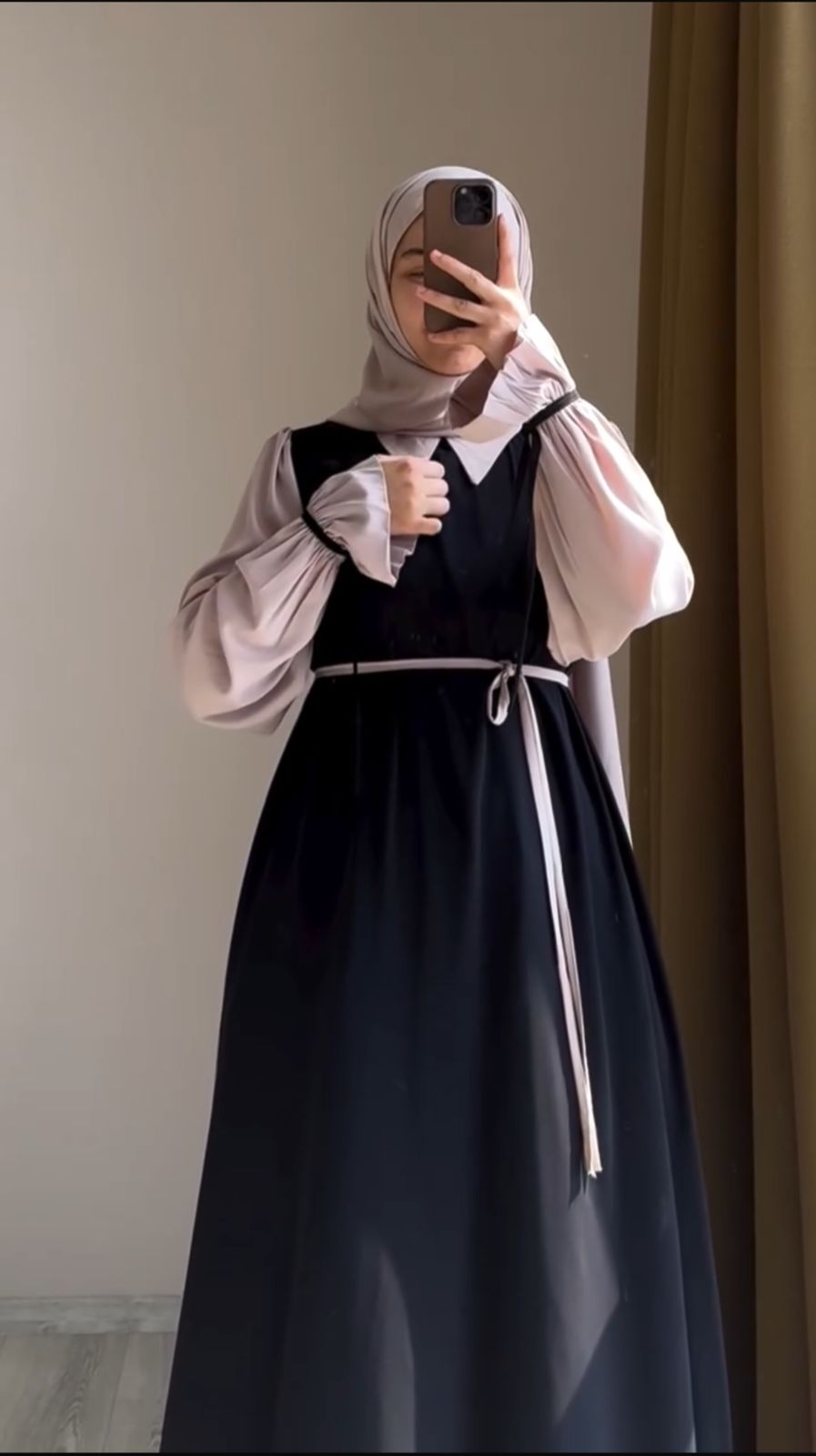 Noir Grace Abaya with stoller