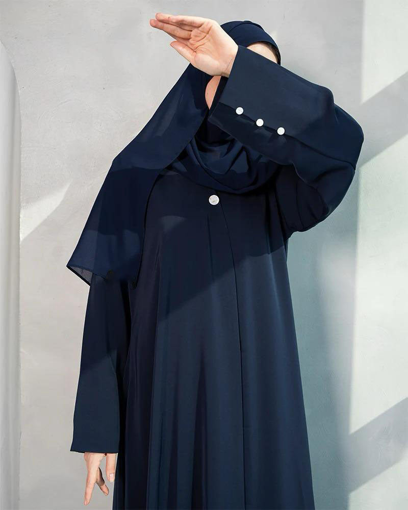 Noor-e-Navi Abaya with stoller