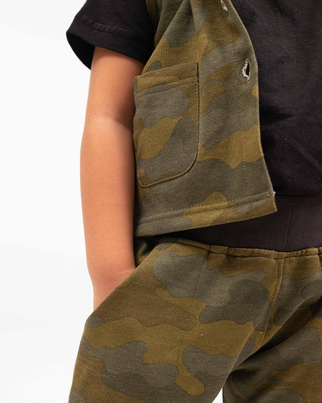 Kids Camo Co-Ord Set – Sleeveless Hoodie & Jogger Pants