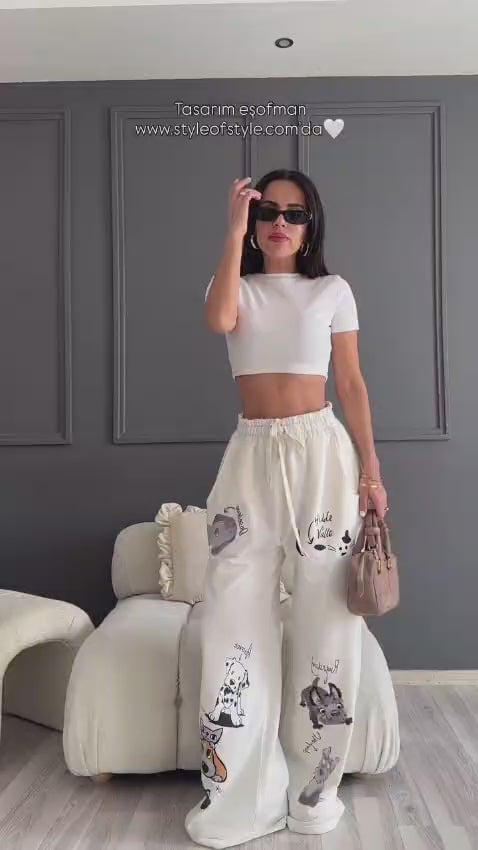 Cute Pet Graphic Wide-Leg Pants – Off-White Fleece | Raim Collection