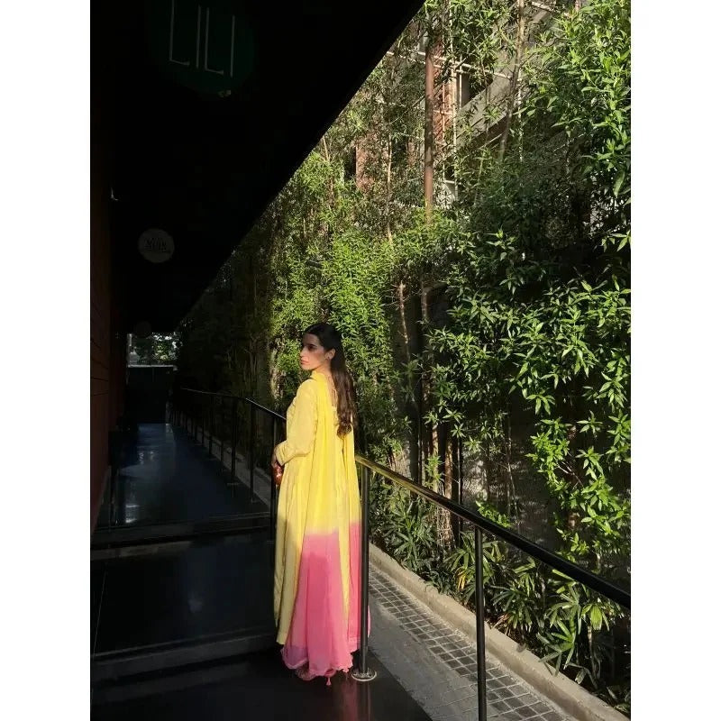 Sunshine Pastel Elegance – 3-Piece Suit