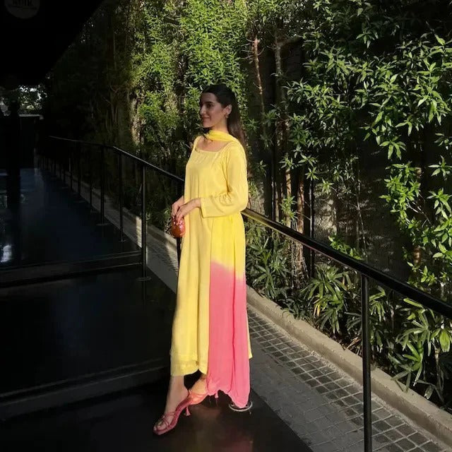 Sunshine Pastel Elegance – 3-Piece Suit